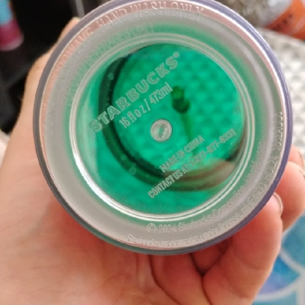 Starbucks Metallic Red Tumbler with Green Straw - Picture 4 of 4